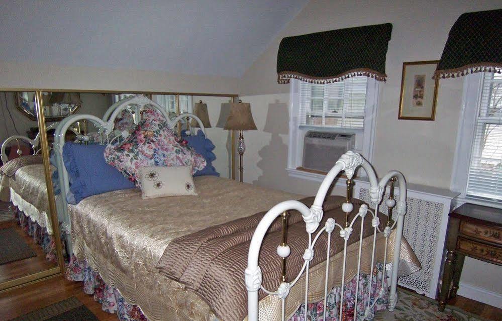 Wellesley Bed And Breakfast Eksteriør bilde